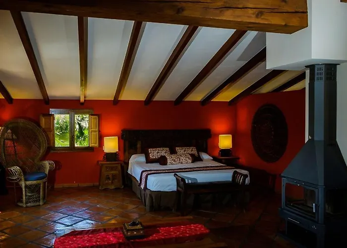 Masia Durba Hotell 3*