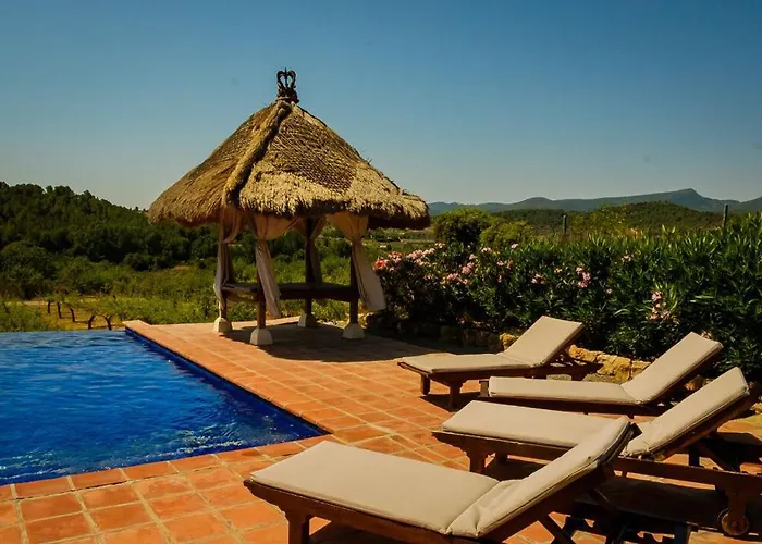 Hotell Masia Durba 3*